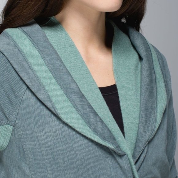 Lululemon to Class Jacket - Picture 3 of 11